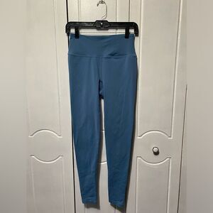 Saski Collection workout leggings in Periwinkle Blue Small